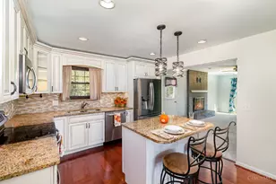 3398 Stevie Ln, Green Township, OH 45239 - Photo 7