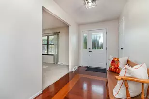 3398 Stevie Ln, Green Township, OH 45239 - Photo 3