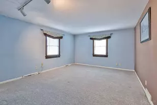 9890 Knollbrook Terrace, Montgomery, OH 45242 - Photo 15