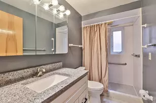 9890 Knollbrook Terrace, Montgomery, OH 45242 - Photo 29