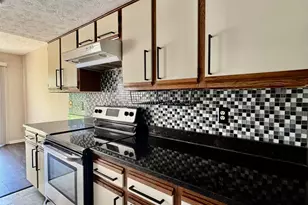 2885 Chaise Ln, Deerfield Township, OH 45039 - Photo 7