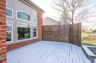 1379 Shaker Run Blvd, Turtle Creek Township, OH 45036 - Photo 11