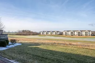 1379 Shaker Run Blvd, Turtle Creek Township, OH 45036 - Photo 5