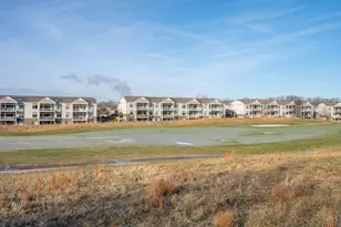 1379 Shaker Run Blvd, Turtle Creek Township, OH 45036 - Photo 7