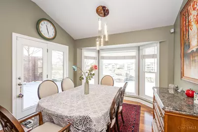 1379 Shaker Run Boulevard, Turtle Creek Township, OH 45036 - Photo 33