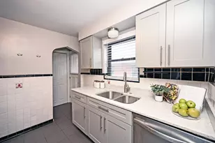 4404 Orchard Ln, Deer Park, OH 45236 - Photo 13