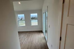 2924 Huntington Dr, Troy, OH 45373 - Photo 5