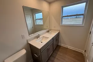 2924 Huntington Dr, Troy, OH 45373 - Photo 17