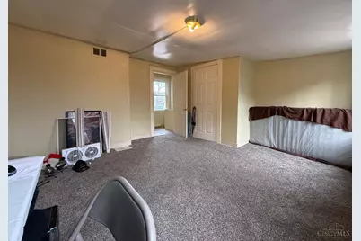 2594 Seegar Avenue, Cincinnati, OH 45225 - Photo 15