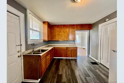 1301 Carolina Avenue, Cincinnati, OH 45237 - Photo 7