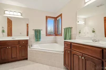 42 Shepherds Run Drive, Hamilton Township, OH 45140 - Photo 17