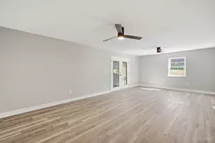 7034 Hearne Rd, Green Township, OH 45248 - Photo 17