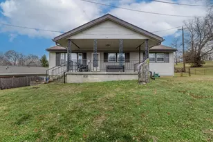 651 E 2nd St, Franklin, OH 45005 - Photo 1