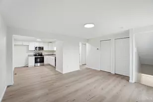 2456 Mustang Dr, Cincinnati, OH 45211 - Photo 11