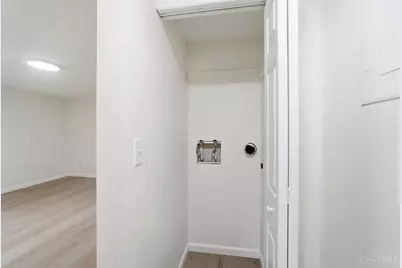 2456 Mustang Drive, Cincinnati, OH 45211 - Photo 29