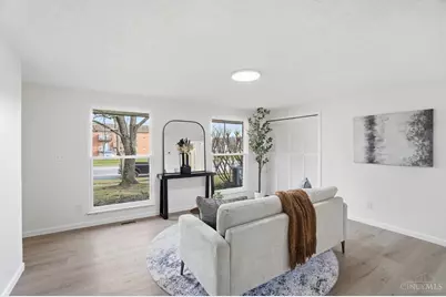 2458 Mustang Drive, Cincinnati, OH 45211 - Photo 9