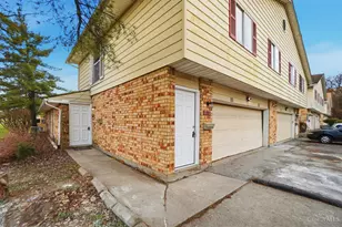 2458 Mustang Dr, Cincinnati, OH 45211 - Photo 5