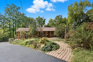 5800 Cherokee Dr, Madeira, OH 45243 - Photo 3