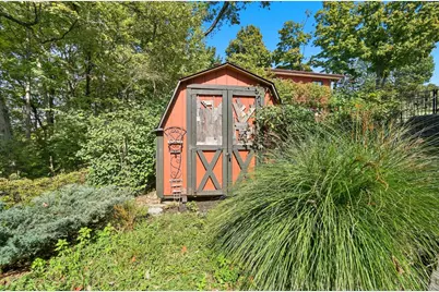 5800 Cherokee Drive, Madeira, OH 45243 - Photo 33