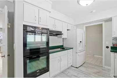 5800 Cherokee Drive, Madeira, OH 45243 - Photo 13