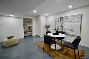 1717 Aspenhill Dr, Springfield Township, OH 45240 - Photo 33