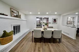 1717 Aspenhill Dr, Springfield Township, OH 45240 - Photo 7