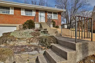 5052 Grosse Pointe Ln, Delhi Township, OH 45238 - Photo 3