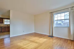 5052 Grosse Pointe Ln, Delhi Township, OH 45238 - Photo 5