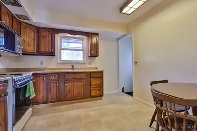 5052 Grosse Pointe Lane, Delhi Township, OH 45238 - Photo 7