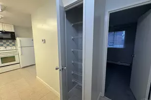 6646 Hearne Rd, Green Township, OH 45248 - Photo 9