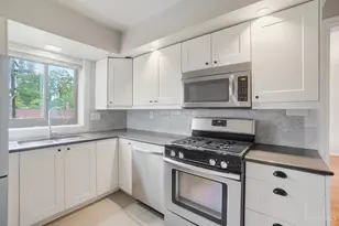 2210 Victory Pkwy, Cincinnati, OH 45206 - Photo 17