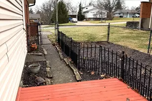 3703 Moorhill Dr, Evendale, OH 45241 - Photo 23