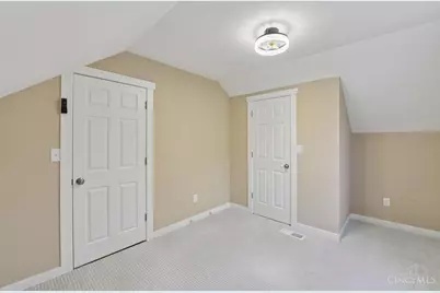 6721 Hillside Avenue, Cincinnati, OH 45233 - Photo 21