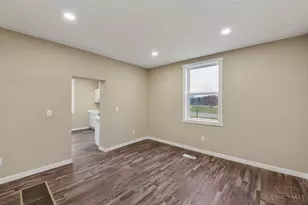 6721 Hillside Ave, Cincinnati, OH 45233 - Photo 13