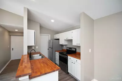 971 Cedar Ridge Drive #11, Pierce Township, OH 45245 - Photo 11