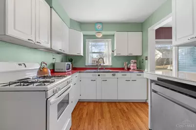 1630 Dell Terrace, Cincinnati, OH 45230 - Photo 15