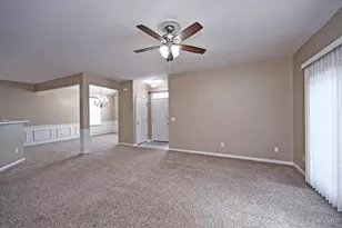 704 Traverse Creek Dr, Miami Township, OH 45150 - Photo 9