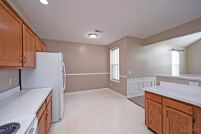 704 Traverse Creek Drive, Miami Township, OH 45150 - Photo 19