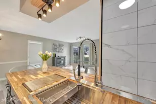 9315 Winton Rd, Springfield Township, OH 45231 - Photo 15