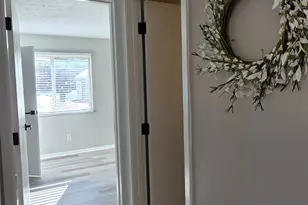 9315 Winton Rd, Springfield Township, OH 45231 - Photo 9