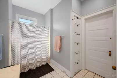 6217 Erie Avenue, Cincinnati, OH 45227 - Photo 35