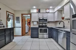 4058 Schroeder Dr, Fairfield Township, OH 45011 - Photo 13