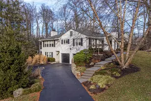 8190 S Clippenger Dr, Indian Hill, OH 45243 - Photo 3