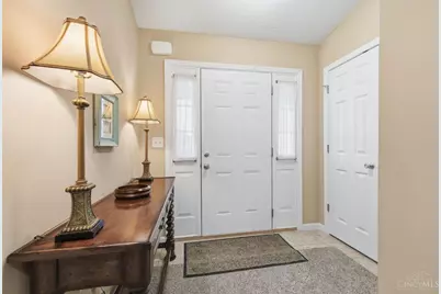 426 Martin Court, Trenton, OH 45067 - Photo 5