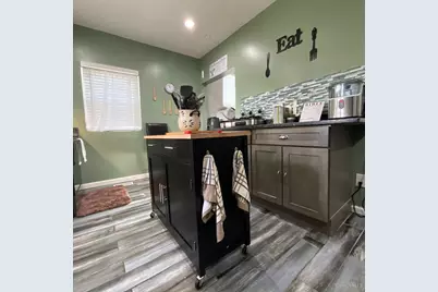 121 W Sixty Fourth Street, Cincinnati, OH 45216 - Photo 11