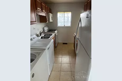 1315 Newport Drive, Springfield Township, OH 45231 - Photo 3