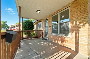 1979 Faywood Ave, Green Township, OH 45238 - Photo 3