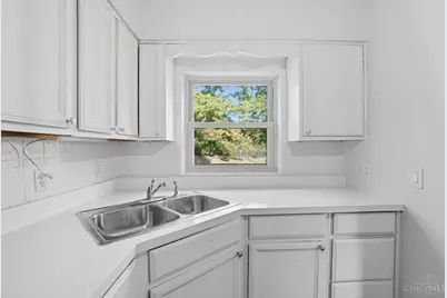 1979 Faywood Avenue, Green Township, OH 45238 - Photo 11