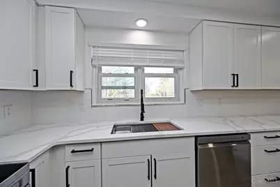 10219 Winstead Lane, Springfield Township, OH 45231 - Photo 7