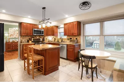 5556 Shady Meadows Drive, Fairfield Township, OH 45011 - Photo 3